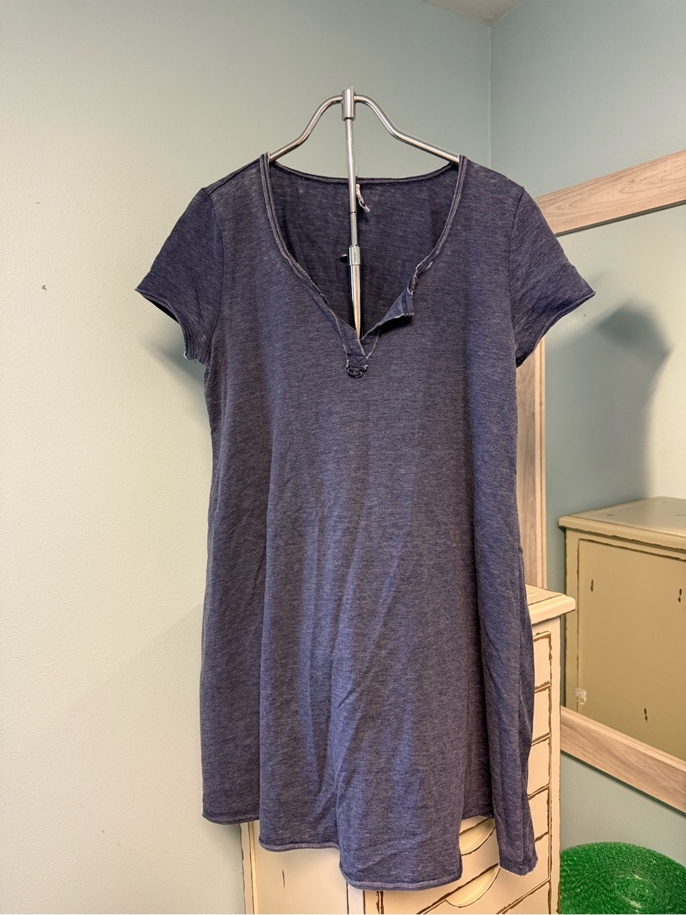 Z Supply Women’s L Blue Short Sleeve T-Shirt Dress V Neck Casual